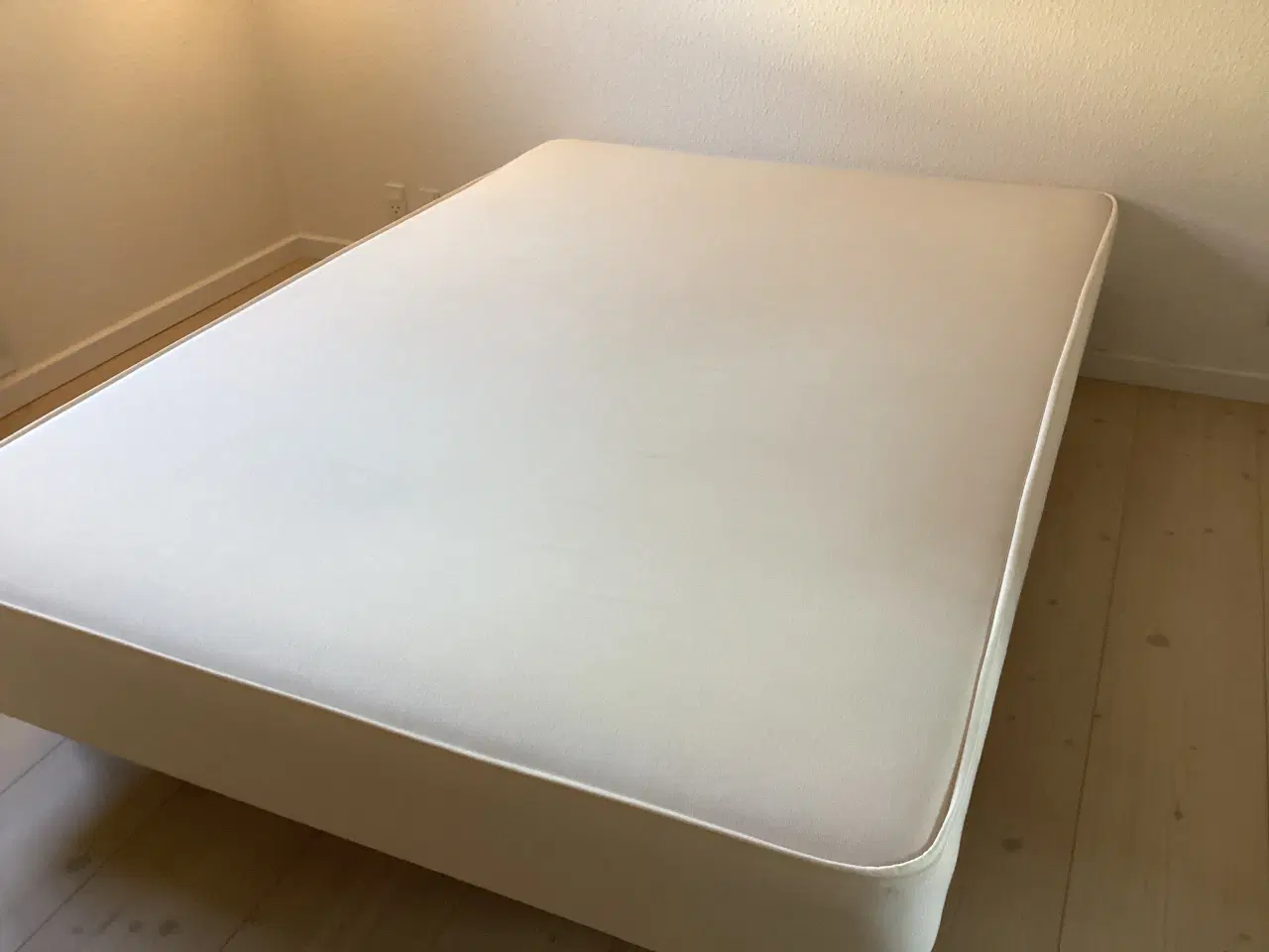 Billede 1 - 140 x 200 boxmadras