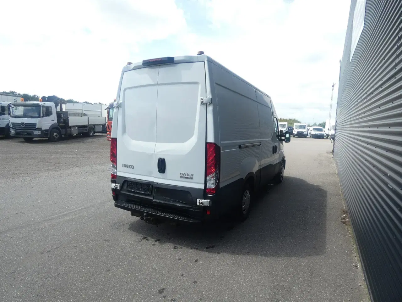 Billede 4 - Iveco Daily 35S16 12m3 2,3 D 156HK Van 8g Aut.