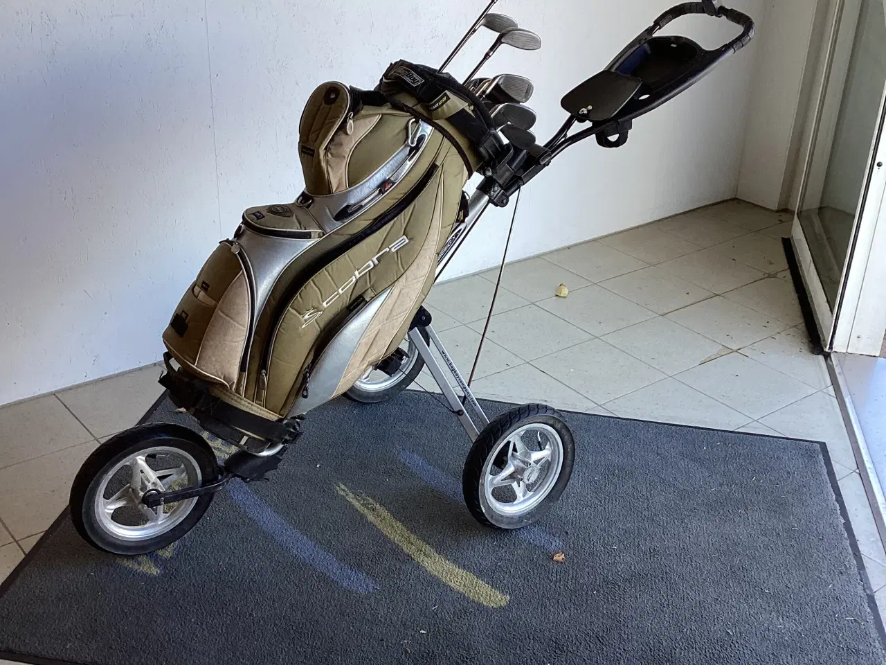 Billede 4 - Golfsæt komplet vogn,bag og værktøj