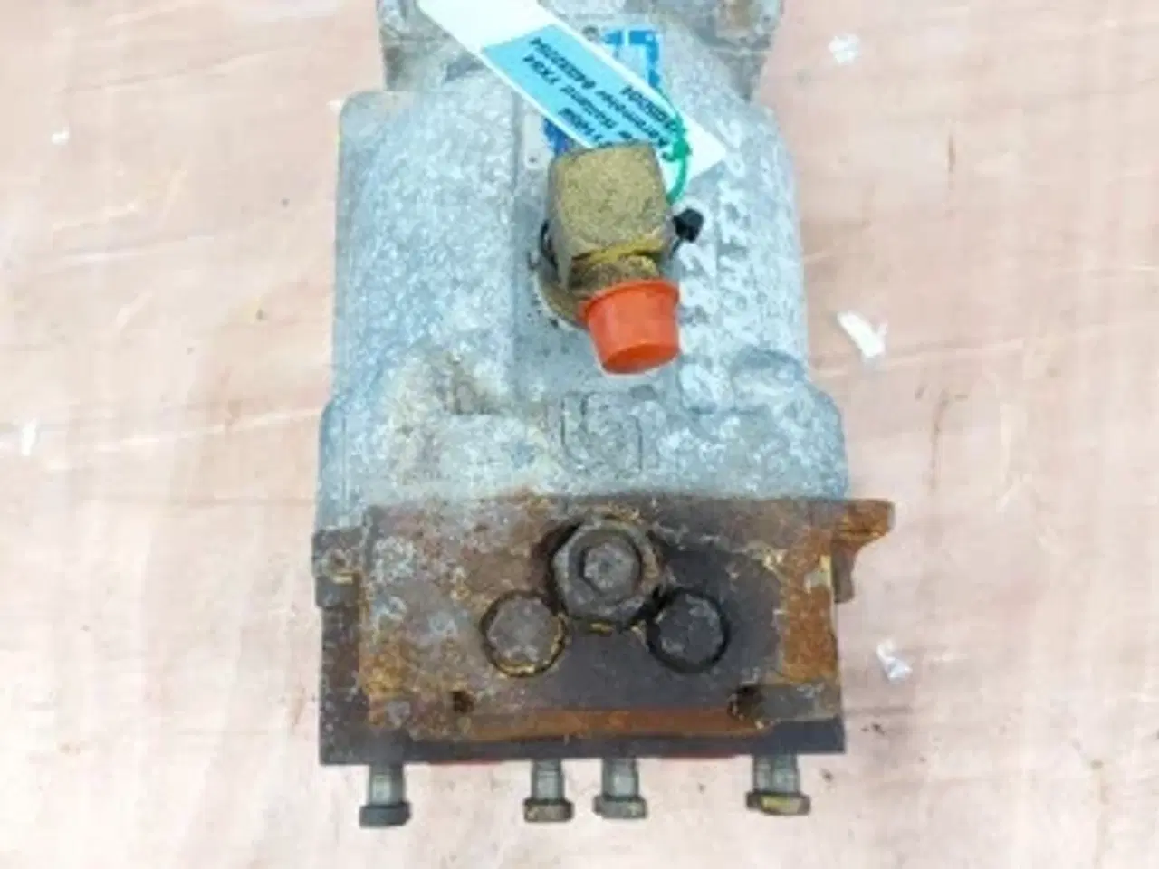 Billede 8 - New Holland TX68 Køremotor 84032254