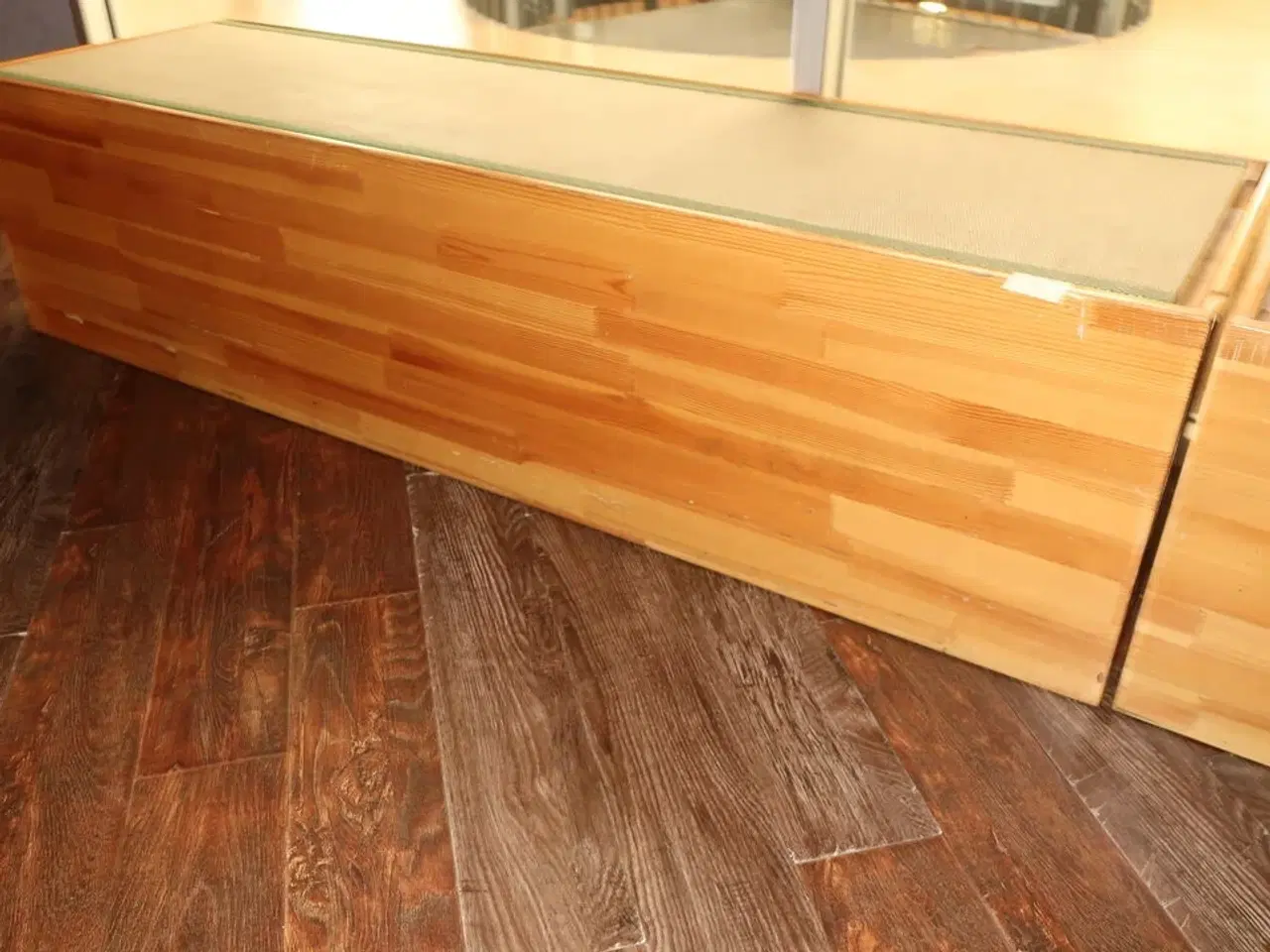 Billede 5 - To bænke