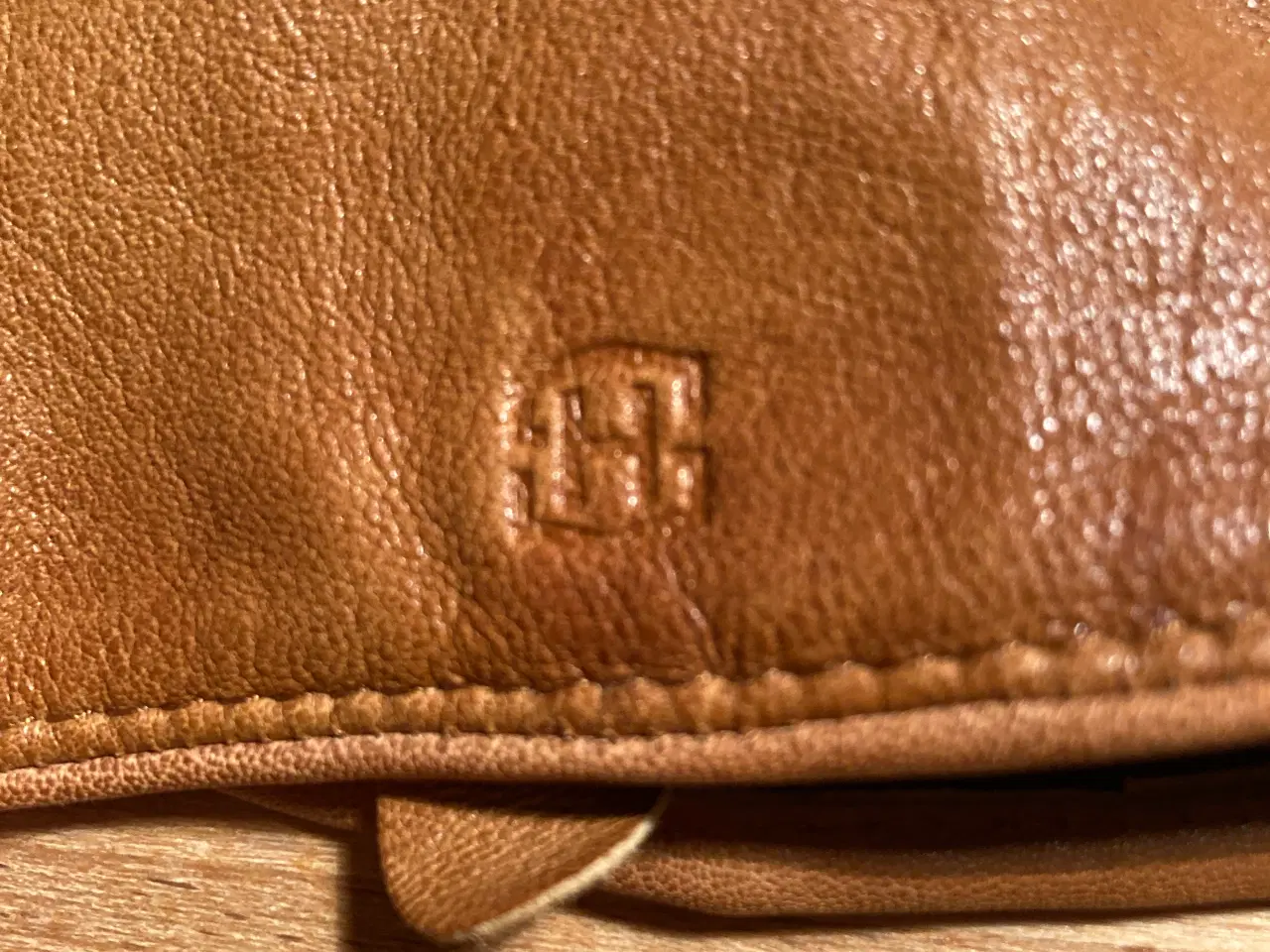 Billede 4 - Cognacfarvede herrehandsker i fåreskind