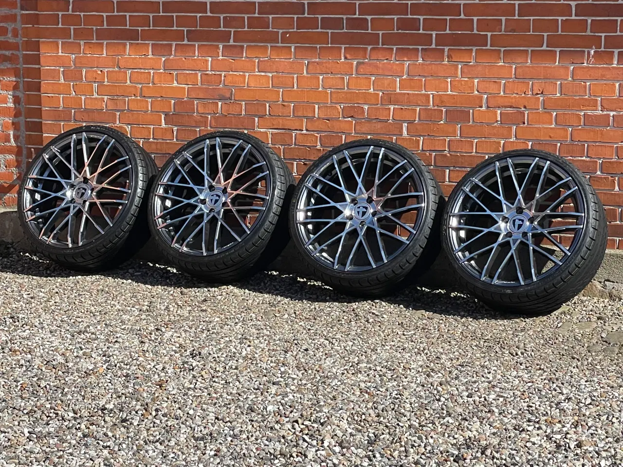 Billede 3 - Original Tomason alufælg 235/30-20" krydsmål 5x112