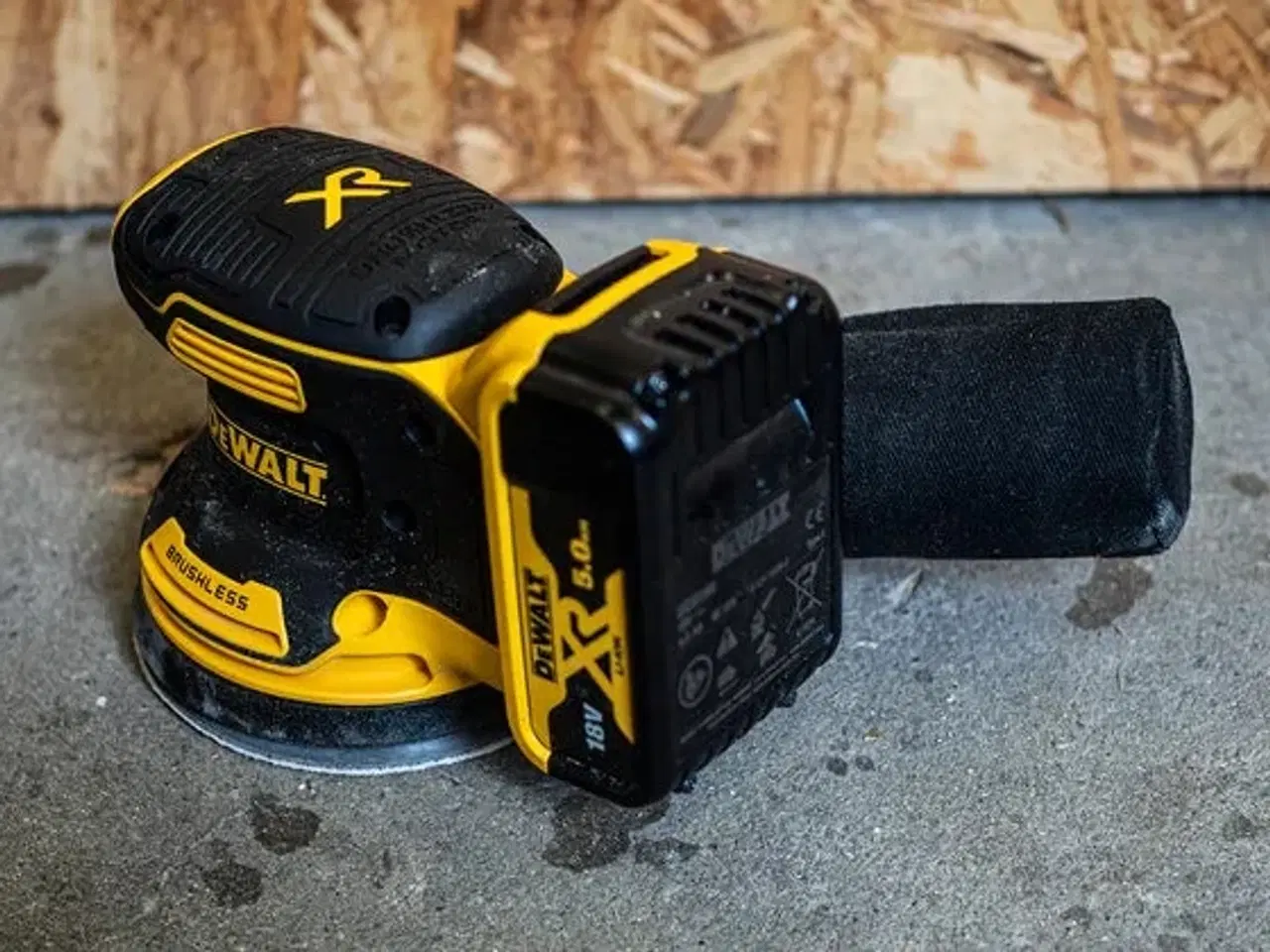 Billede 1 - UDLEJES - Dewalt excentersliber 18V