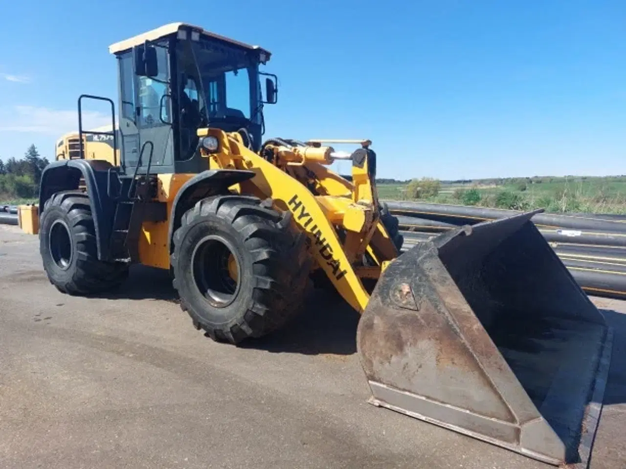Billede 4 - 15tons maskine med traktordæk. Kun 6854 timer.