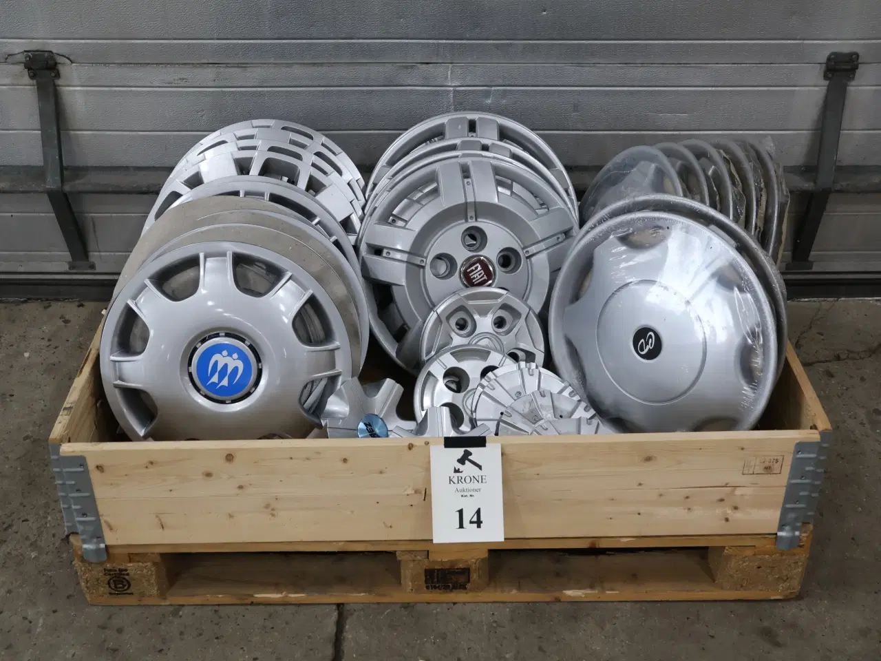 Billede 1 - Palle diverse hjulkapsler, brugt/ubrugt.