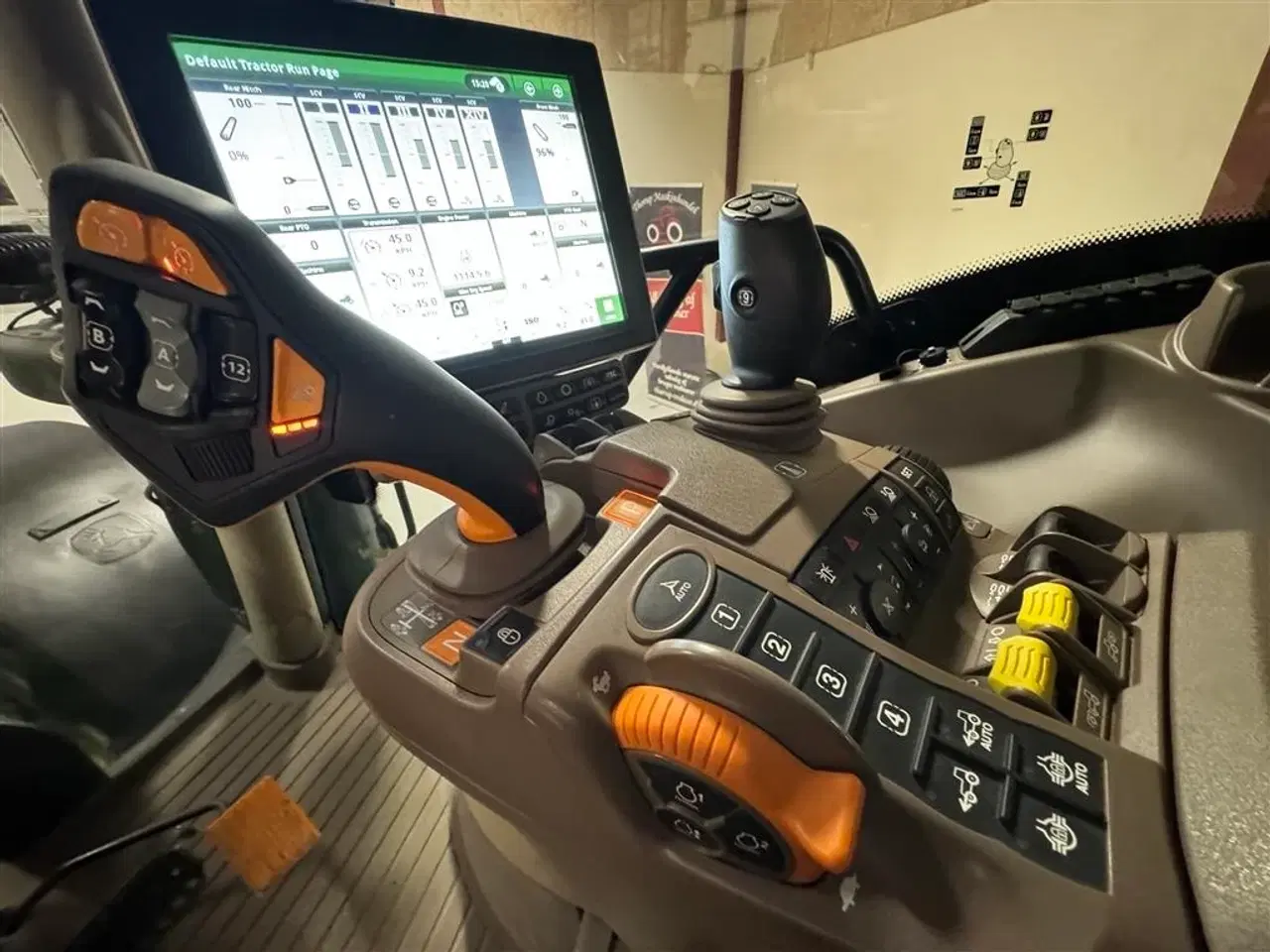 Billede 13 - John Deere 6155R KUN 1100 TIMER OG COMMANDPRO!