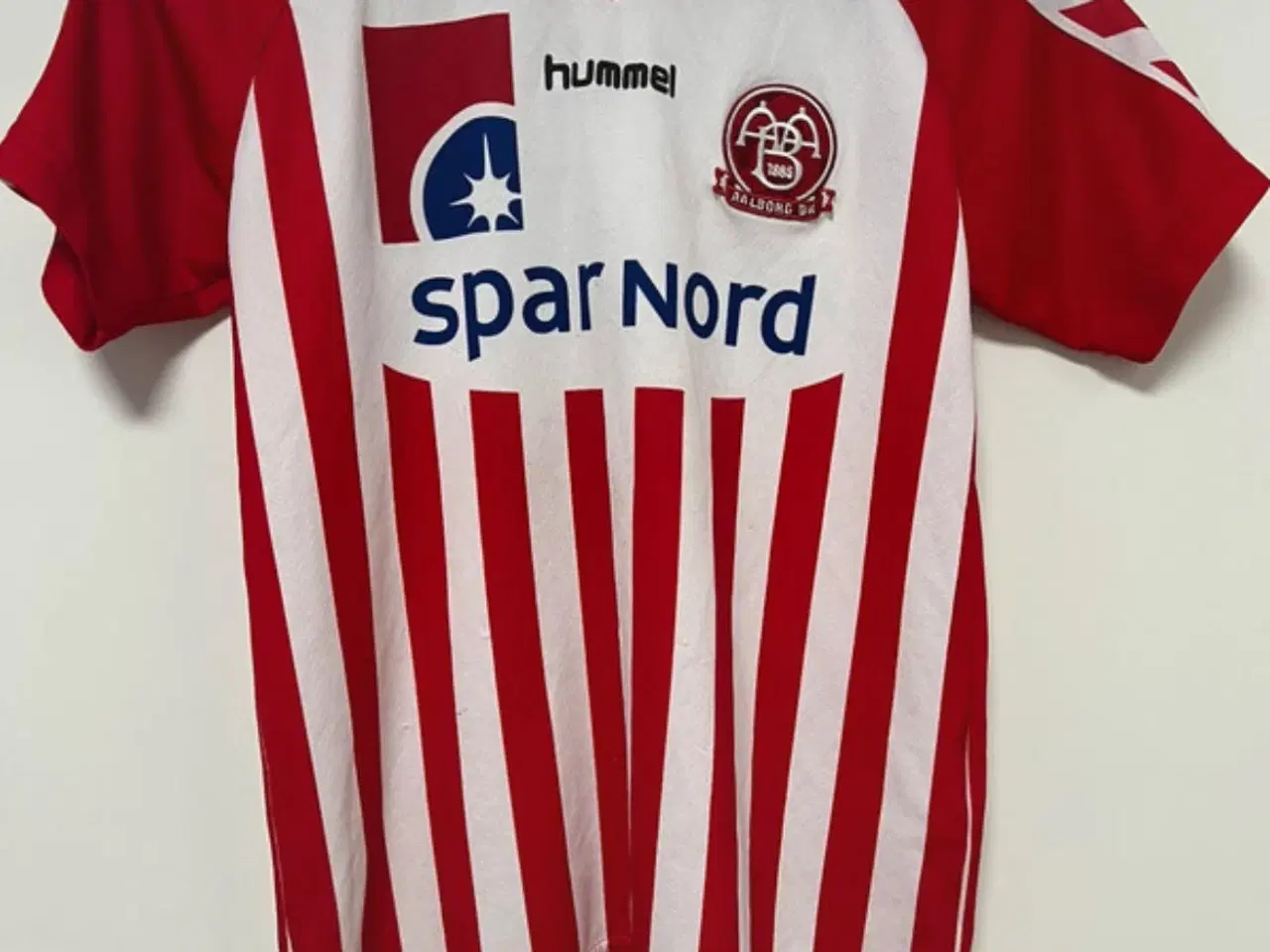 Billede 2 - Retro AaB trøje med CACA