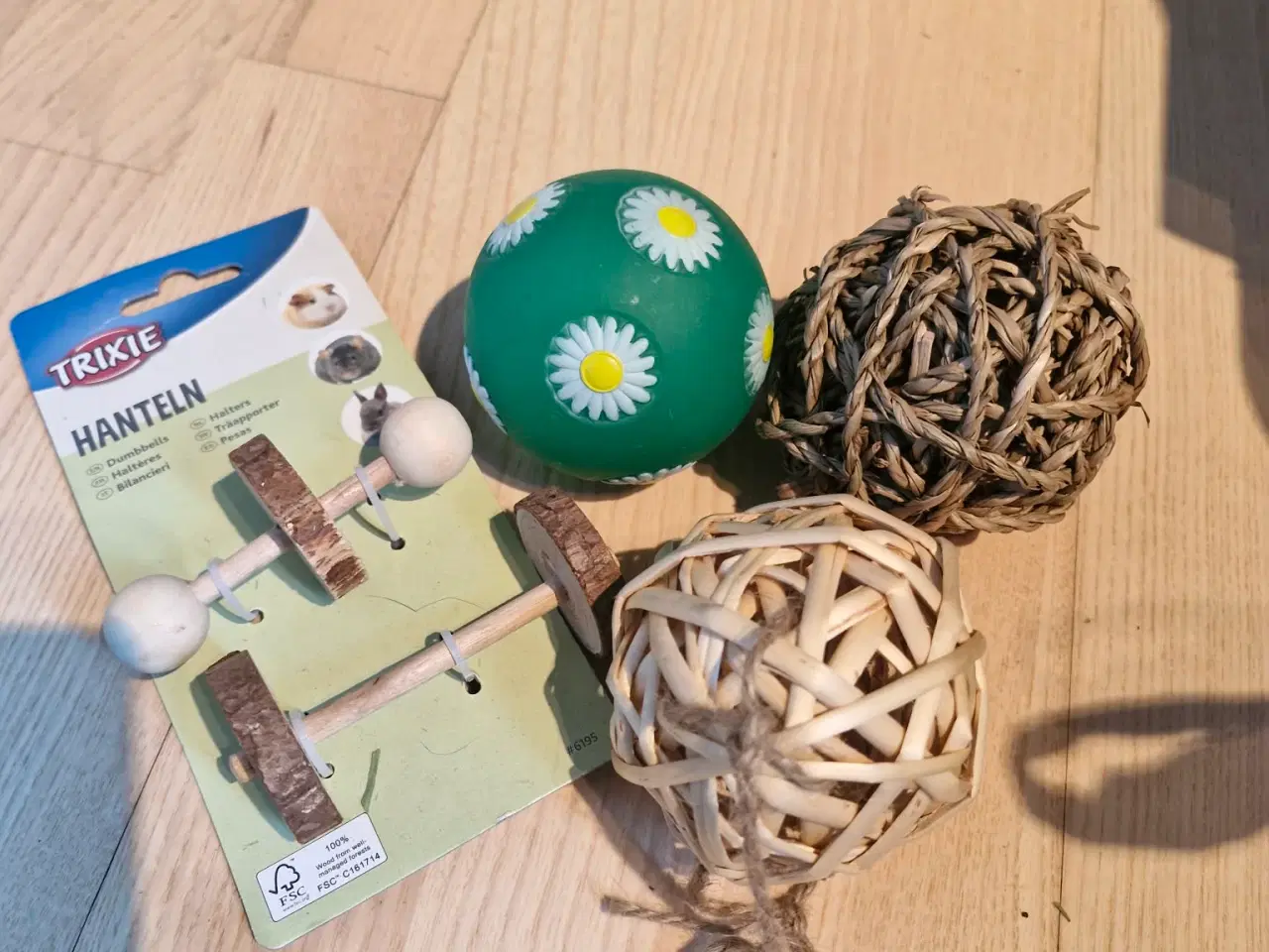 Billede 7 - Gnaverbur til marsvin eller kanin incl. en del til