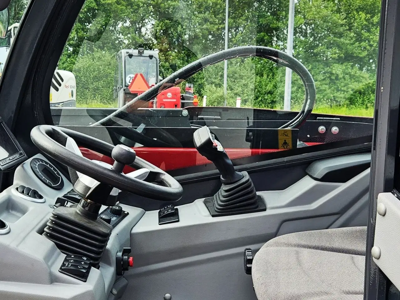 Billede 12 - MOLE 2615 / mini teleskoplæsser / Perkins motor / fabriksny
