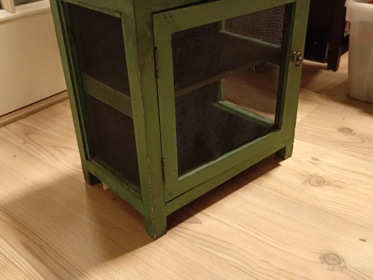 Billede 4 - Retro flueskab 