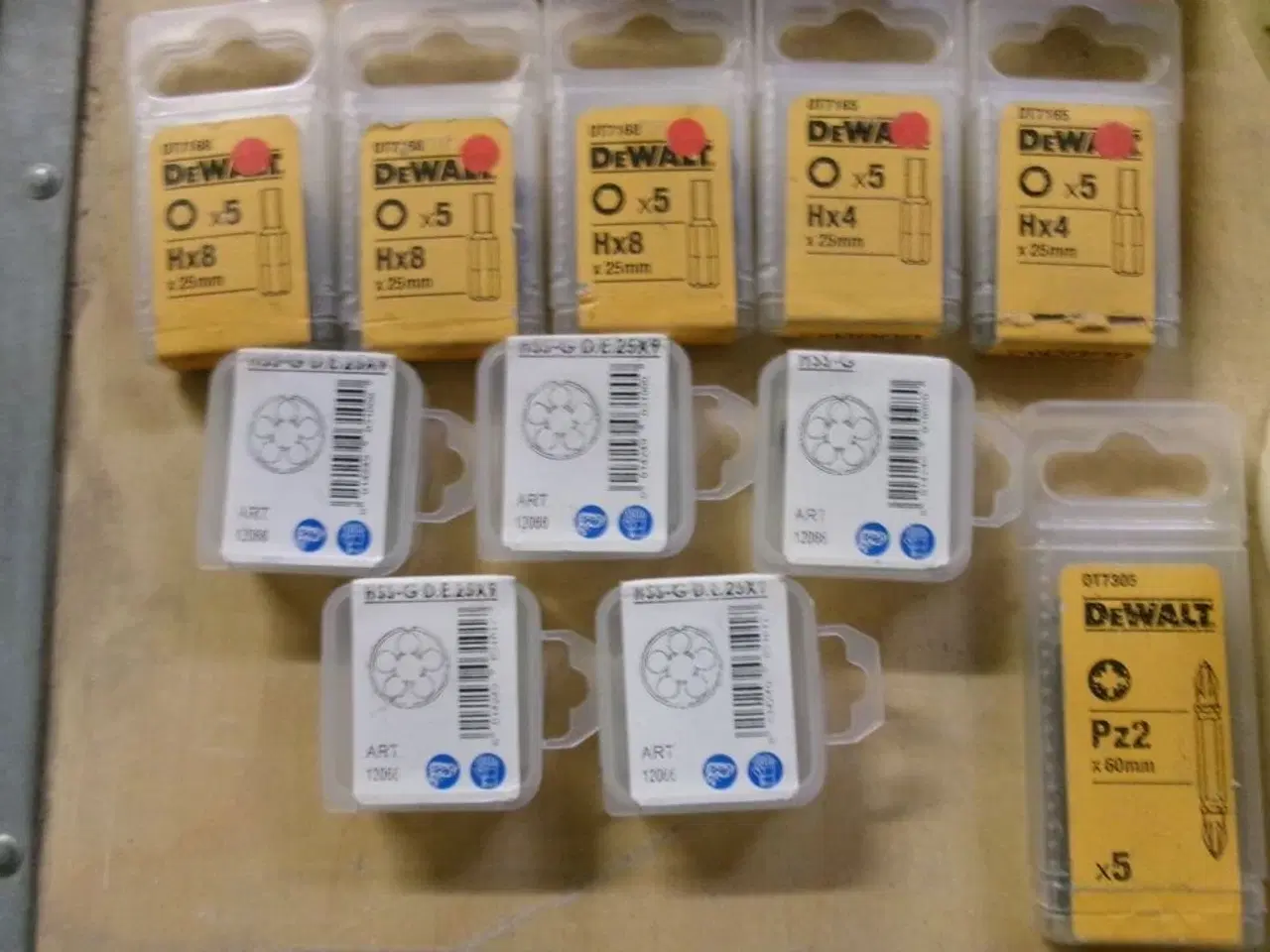 Billede 5 - Bits, maletape, fugesæt m.m.