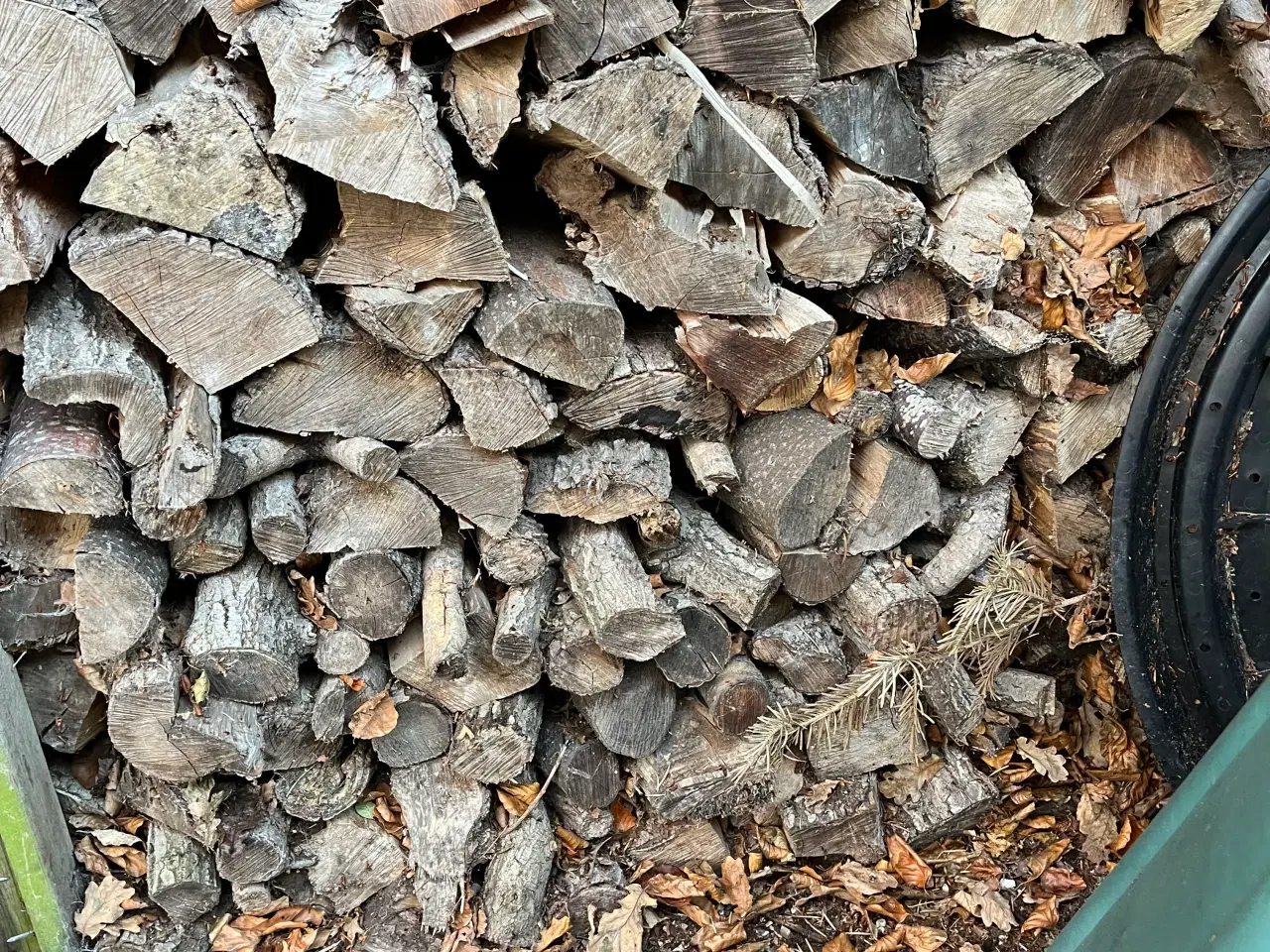 Billede 1 - Tørt brænde