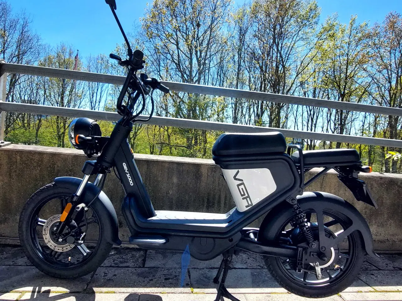 Billede 2 - Vga, gev1000, 30knallert pæn