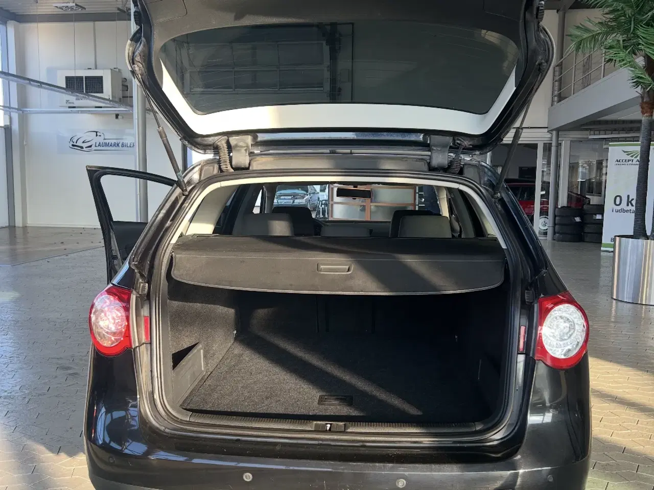 Billede 7 - Rummelig og nysynet