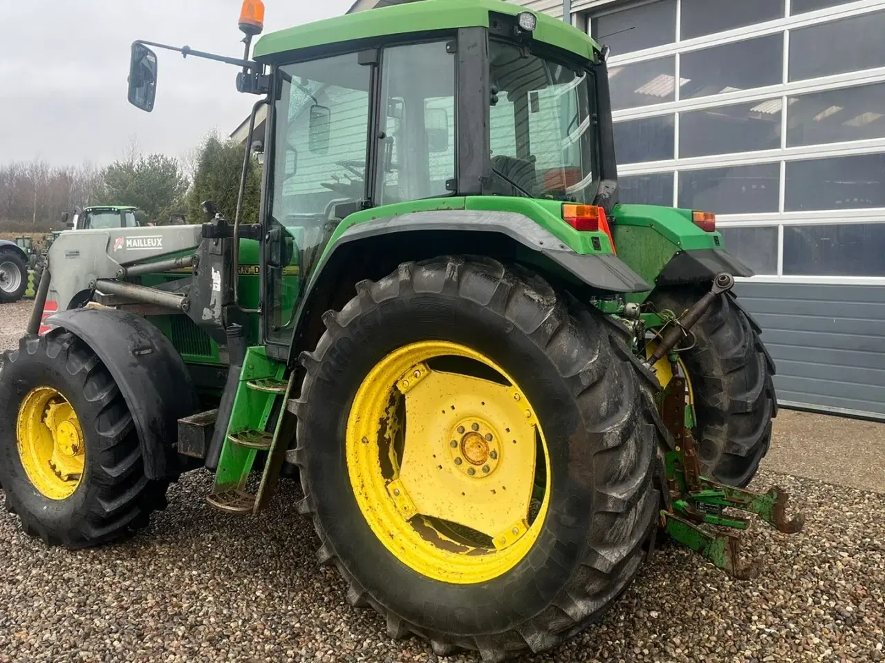 Billede 3 - John Deere 6506 Med frontlæsser og vendegear ved rattet samt nye fordæk