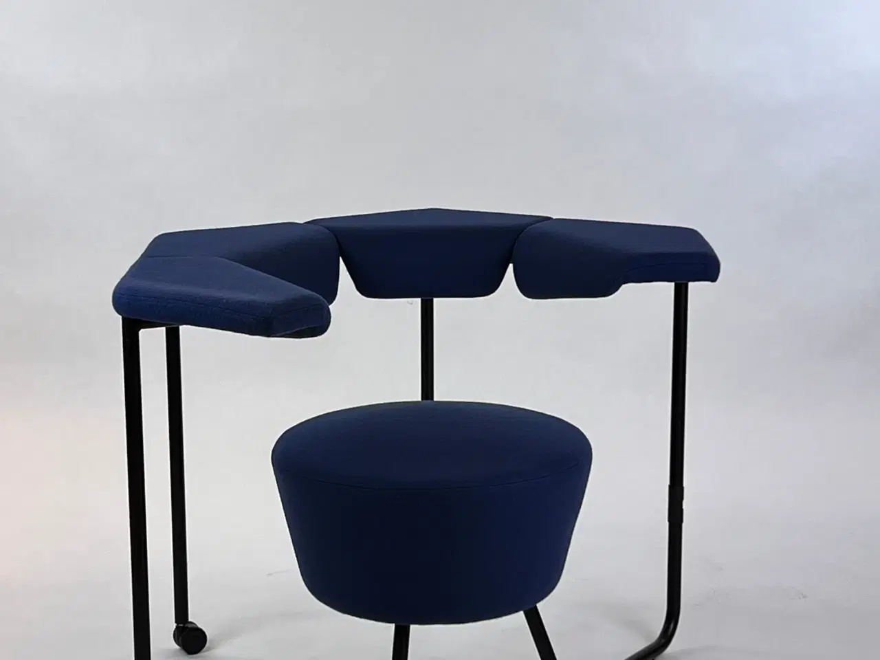 Billede 1 - FLOAT | Upholstered Ergonomic Group Task Chair