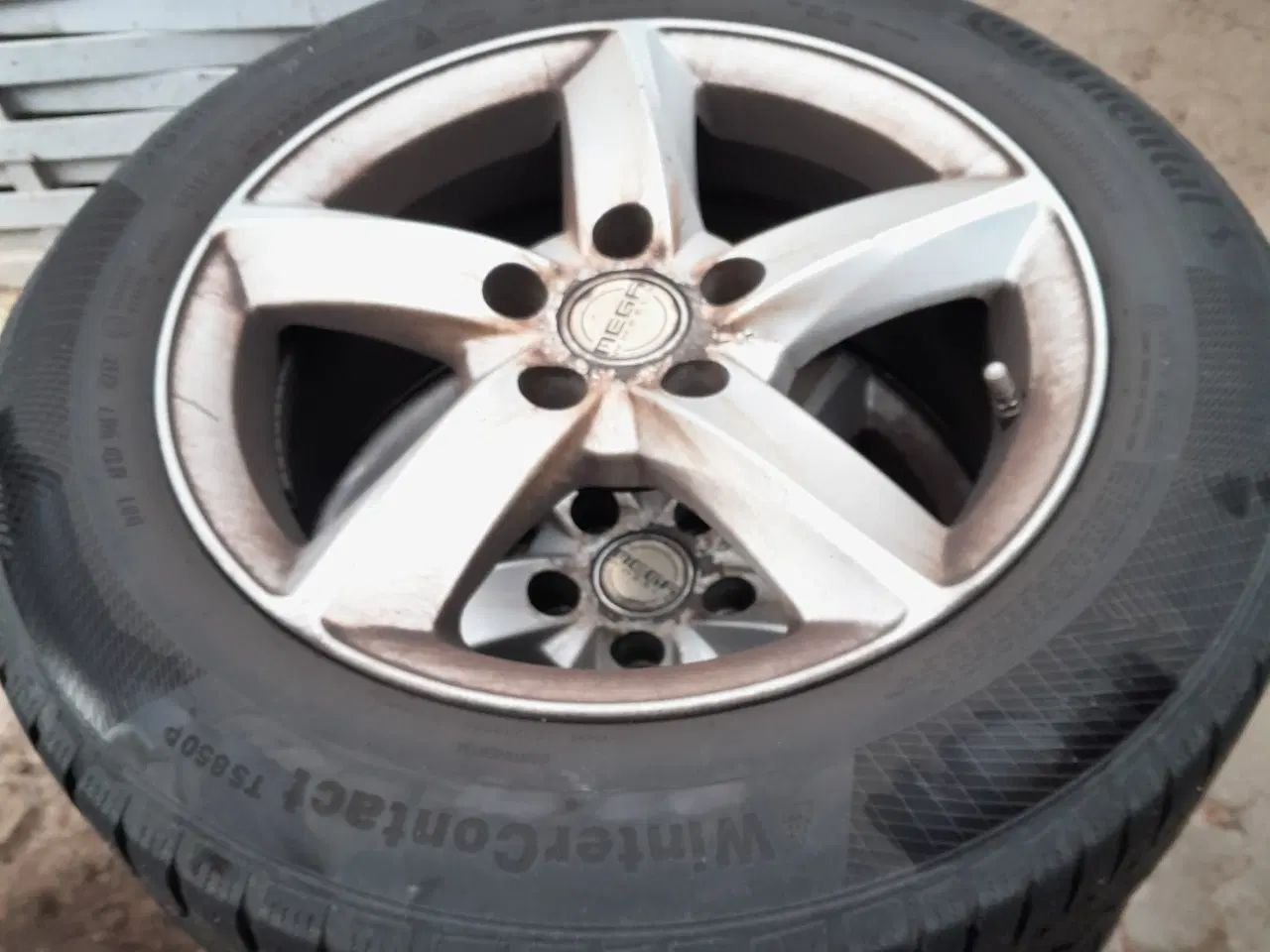 Billede 1 - Billige vinterhjul Continental 205/60 16"