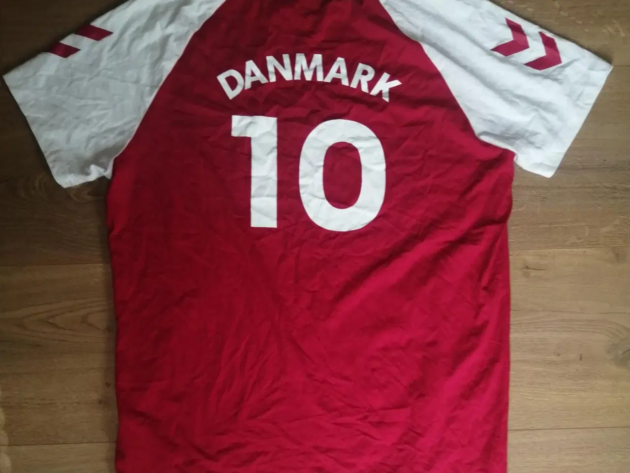 Billede 2 - DANMARK FAN TSHIRT NR. 10, HUMMEL, SOM NY