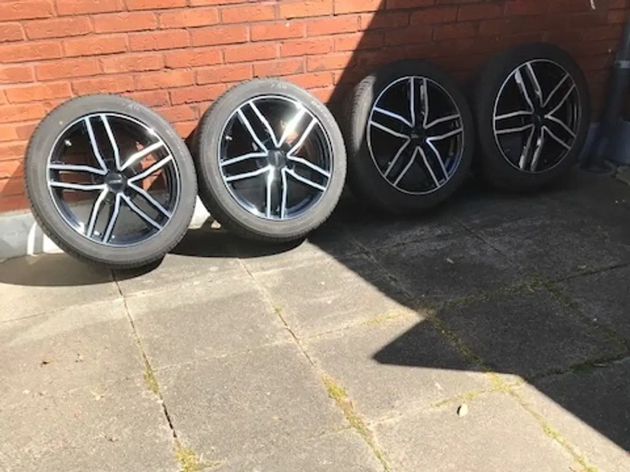 Billede 2 - KIA/Hyundai 7X17" DEZENT BLACK flotte alufælge  