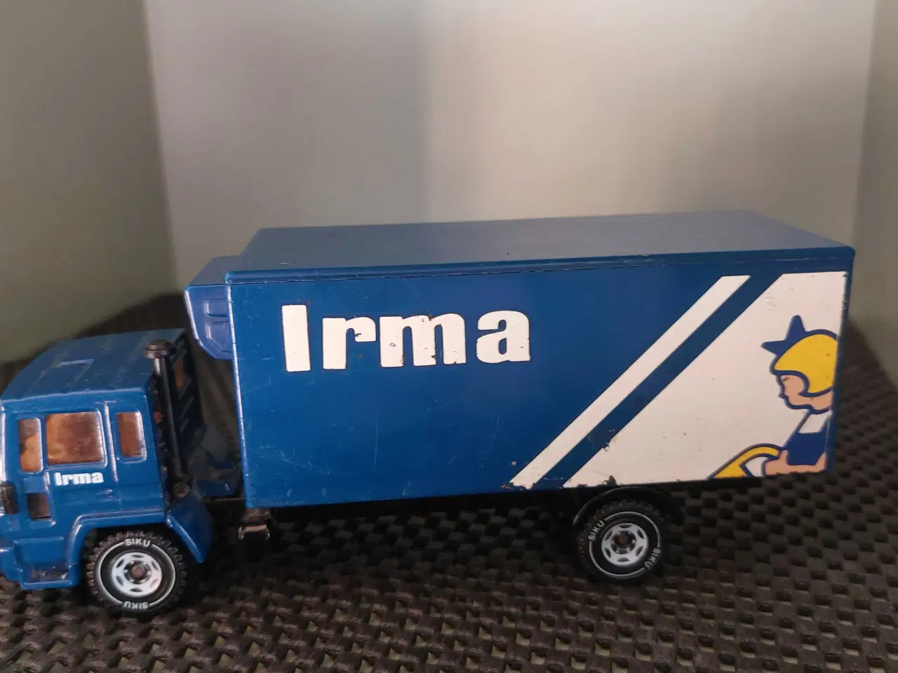 Billede 2 - Siku volvo f7  irma