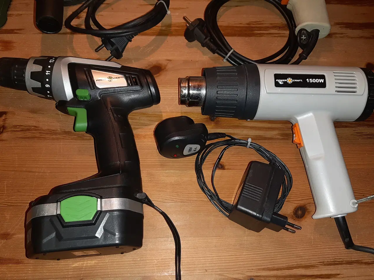 Billede 7 - Værktøj og værktøjskasse m hjul, brugt få gange.