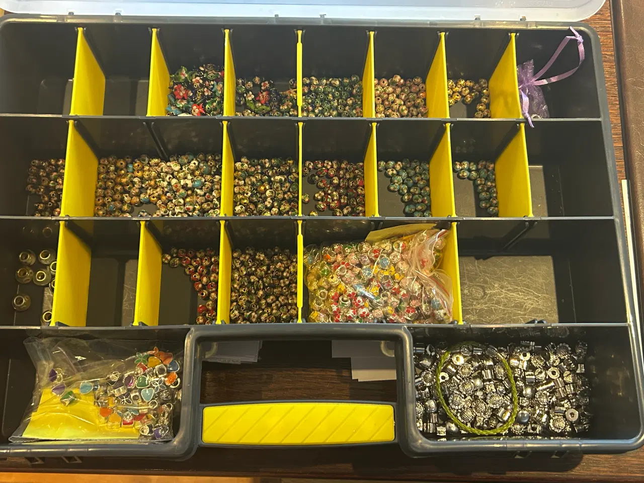 Billede 4 - Charms og armbånd