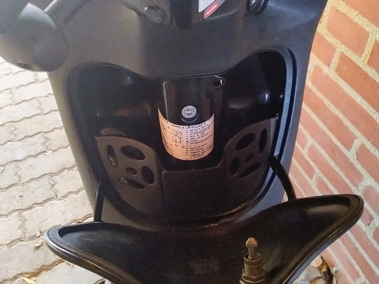 Billede 9 - Unik Aprilia Scarabeo 100 2T, synet,pl og lav km!