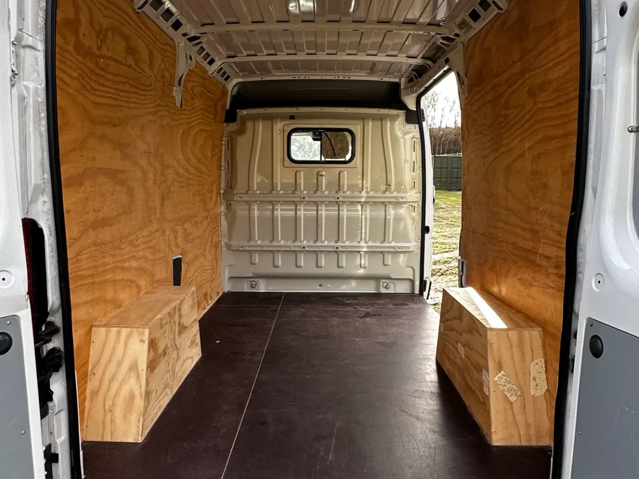 Billede 15 - Tidliger møbeltransport, derfor meget velholdt.