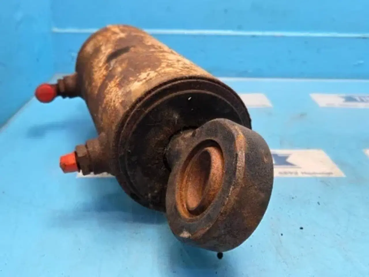 Billede 8 - Valtra T213 Liftcylinder R.  V37787500