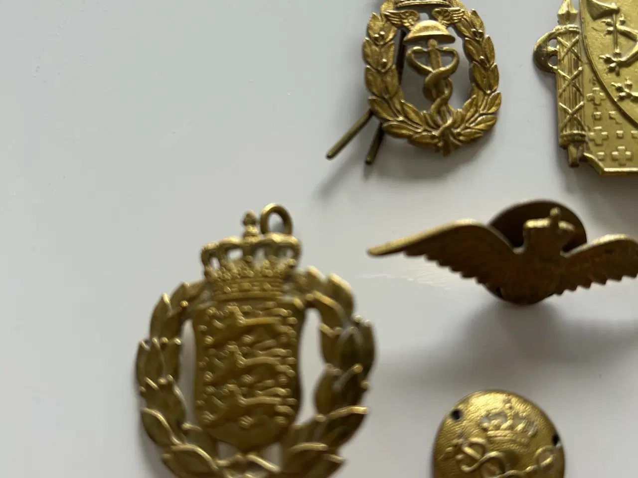 Billede 2 - Emblemer