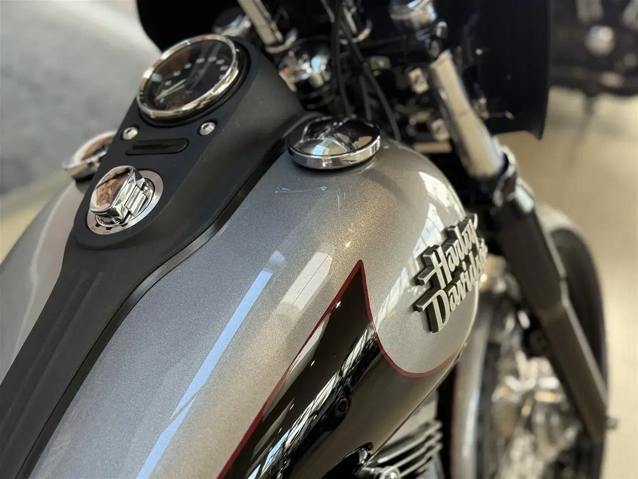 Billede 12 - Harley-Davidson FXDB Dyna Street Bob 103"