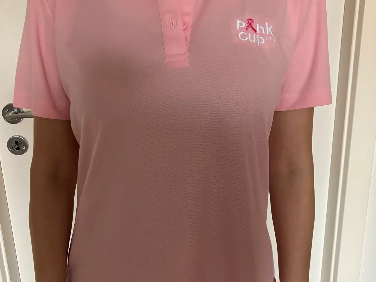 Billede 1 - Fin t- shirt golfbluse i polyester str. L 