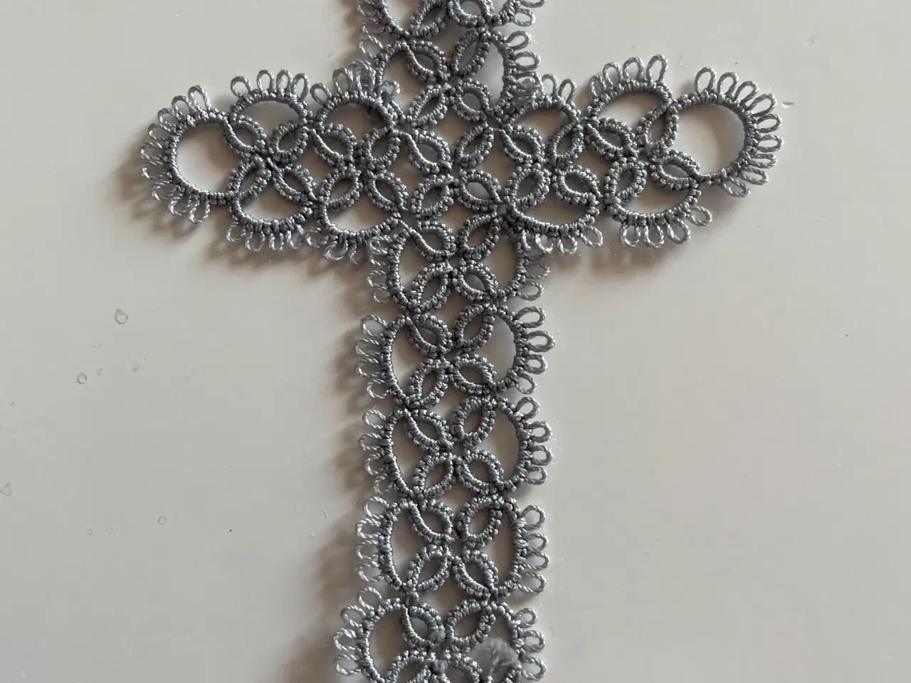 Billede 3 - Orkerede og kniplede små kors