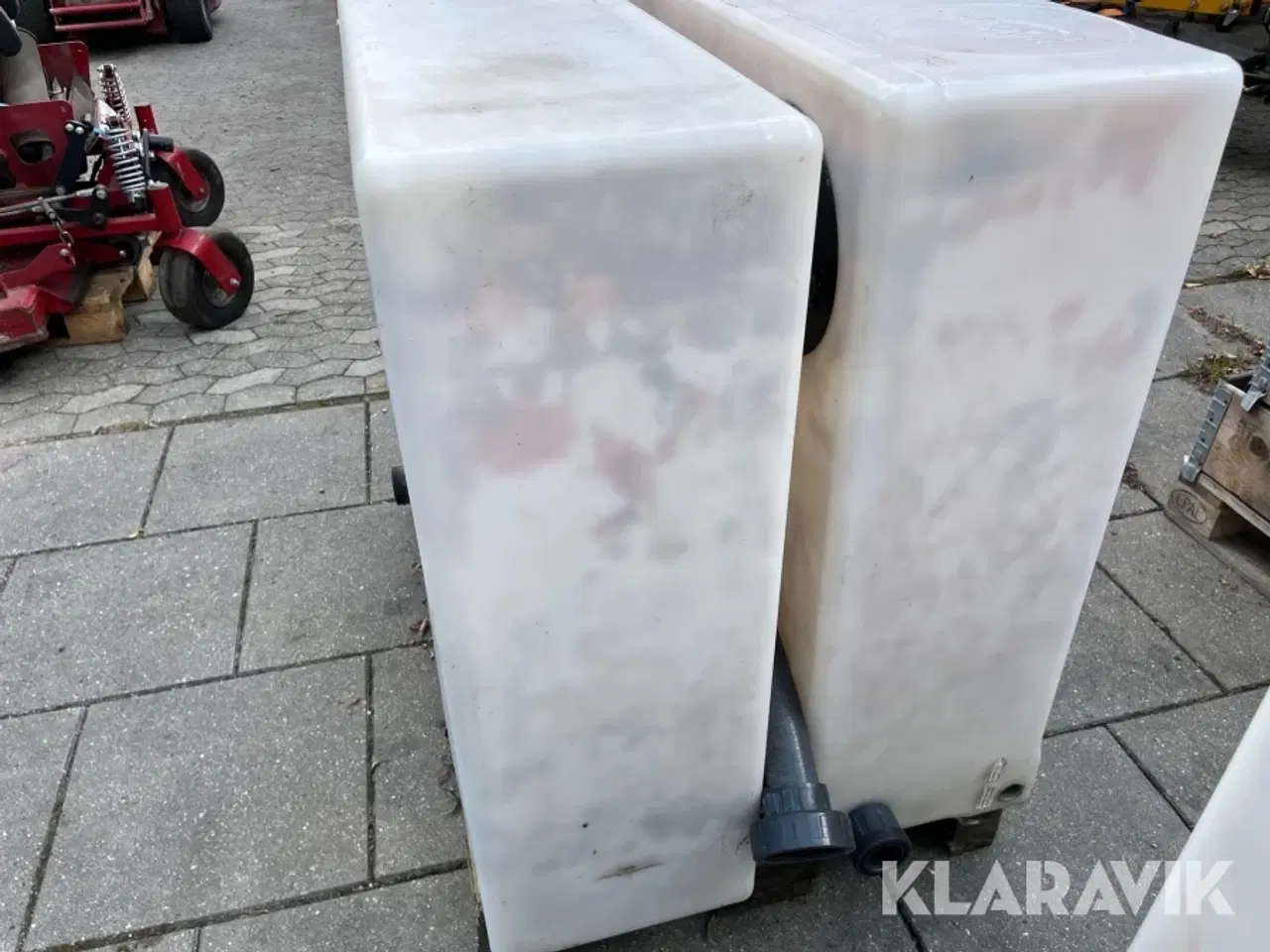 Billede 9 - Vandtanke Wydale 400 liter - 4 styk