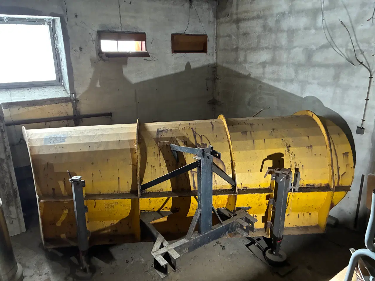 Billede 1 - SNEPLOV FRONTMONTERET 3 METER BRED