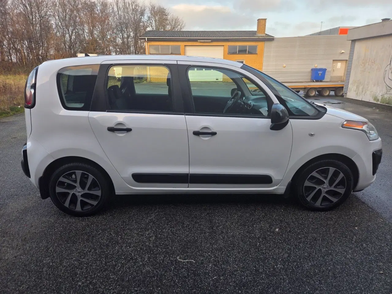 Billede 2 - Citroën C3 Picasso 1,6 BlueHDi 100 Attraction