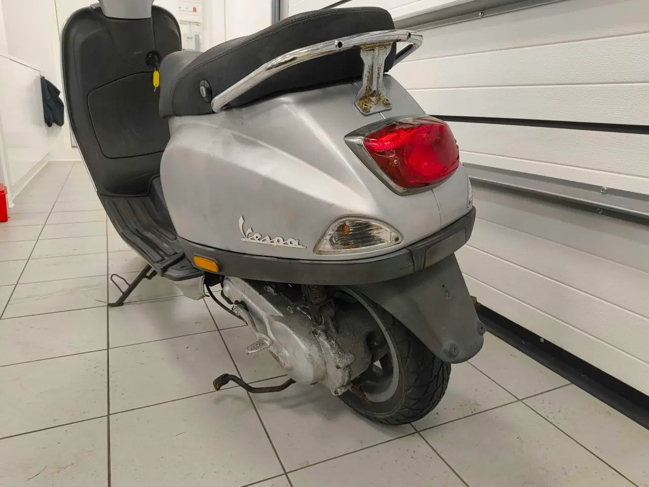 Billede 2 - Vespa LX 50 30er.
