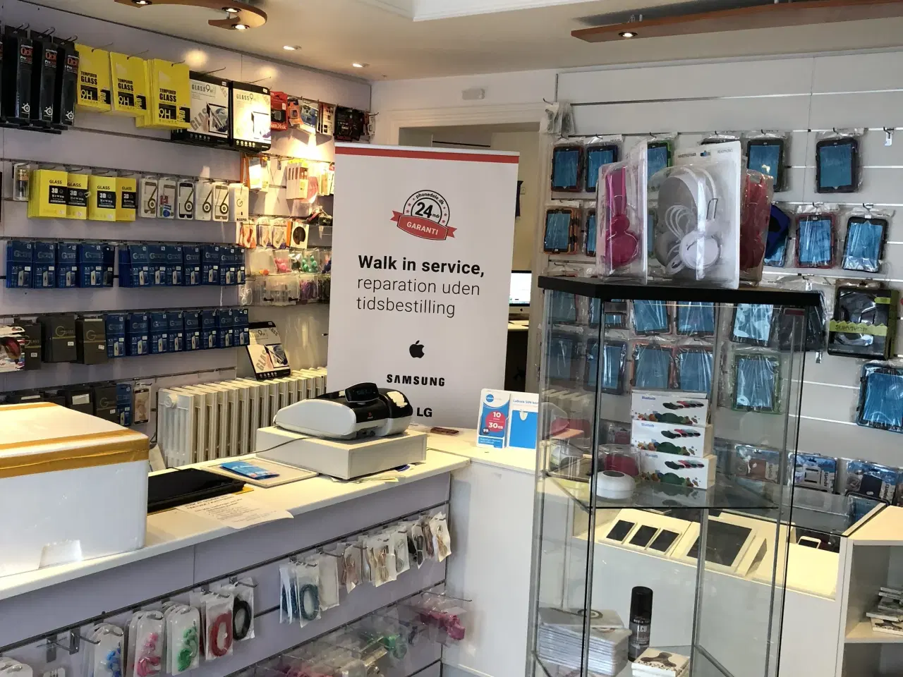 Billede 5 - God placering midt i byen