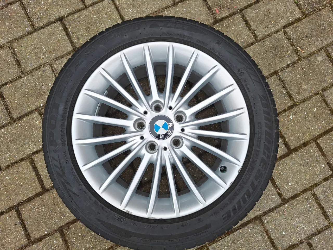 Billede 3 - BMW alufælge med dæk