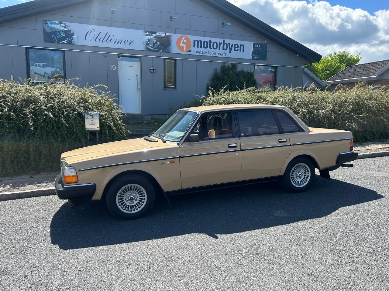 Billede 2 - Volvo 240 GL Aut årg 1984