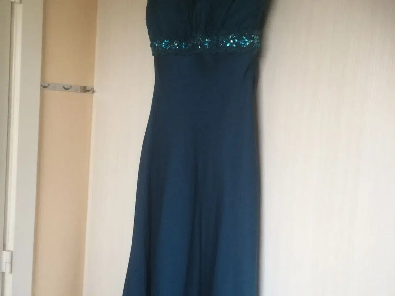 Billede 4 - galla kjole i mørk blå