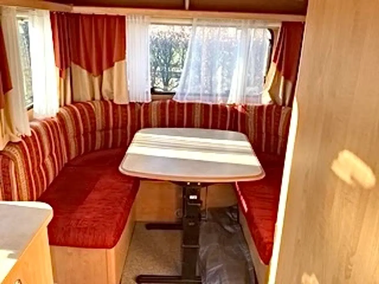 Billede 6 - CARAVELAIR AMBIANCE STYLE 440