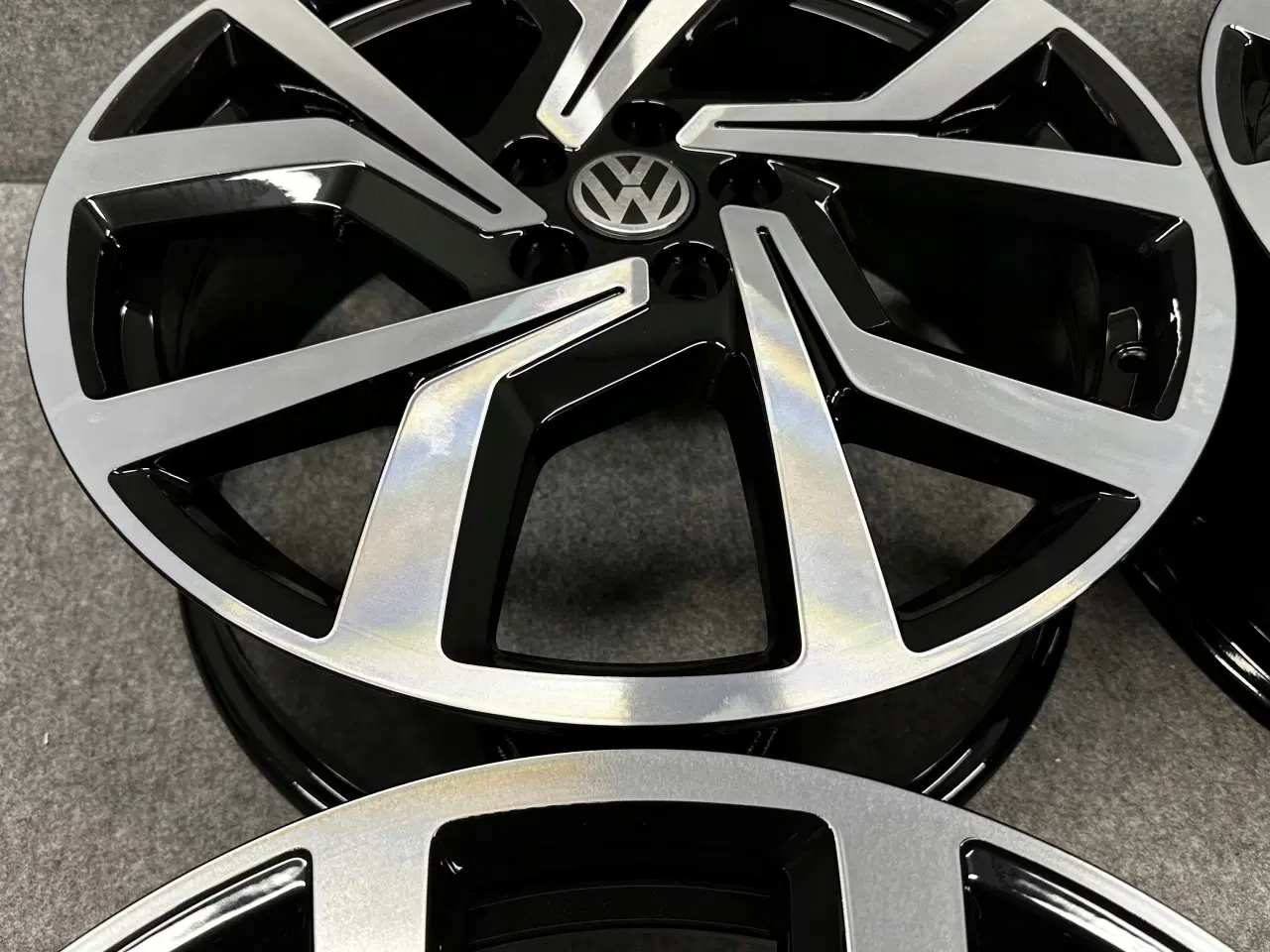 Billede 3 - VW POLO 2G 2G0 GTI BRESCIA 18"