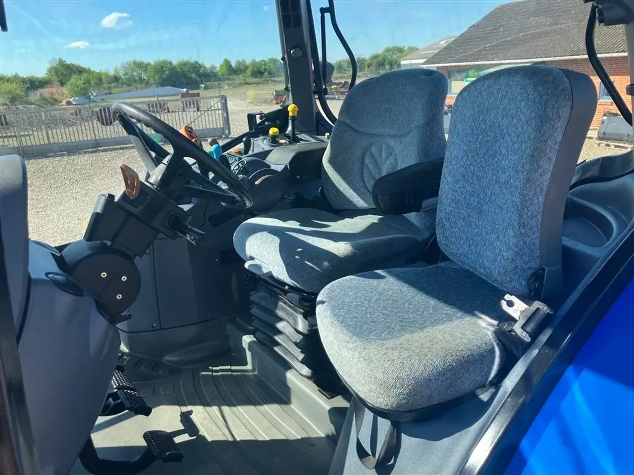 Billede 11 - New Holland T 7050 kun 7165 timer! frontlift