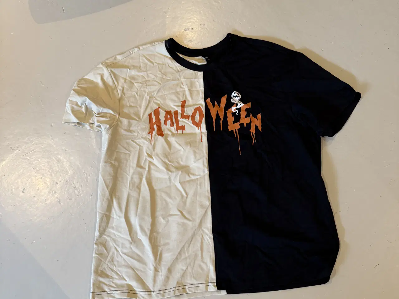 Billede 16 - Forskellige kostumer sælges byd.