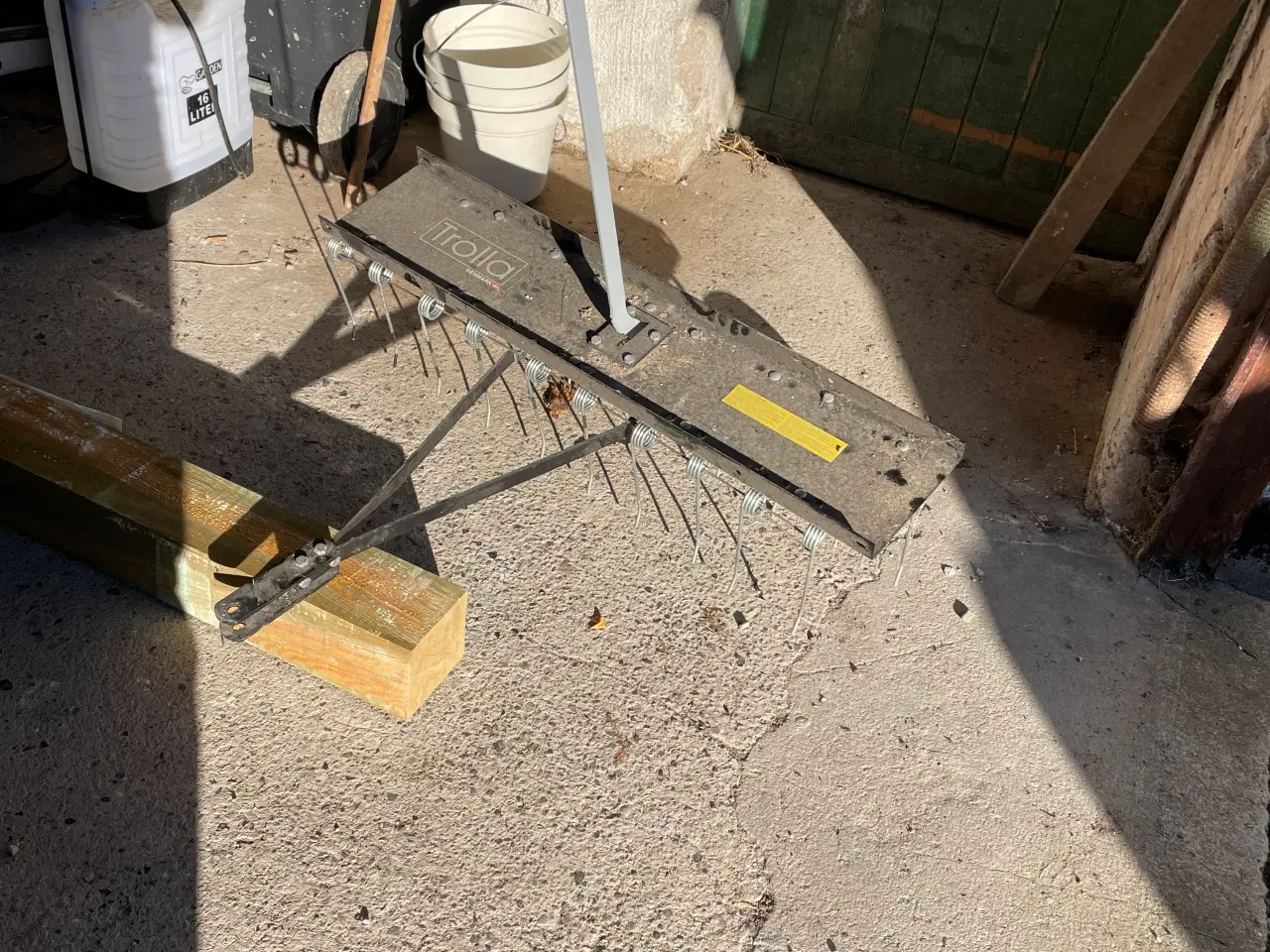 Billede 2 - Gårdrive