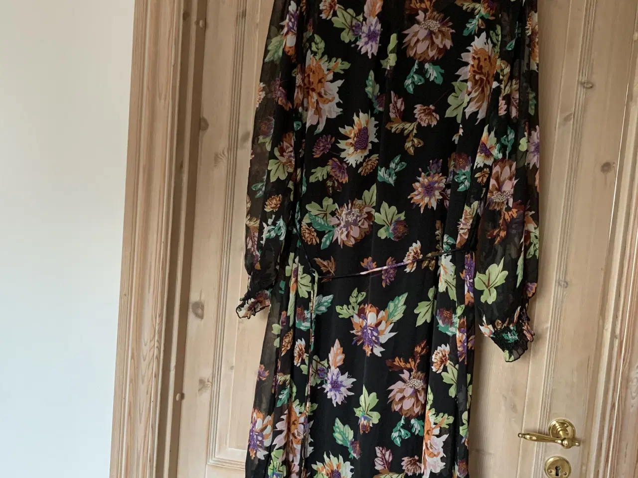 Billede 1 - Kjole plussize str. XL