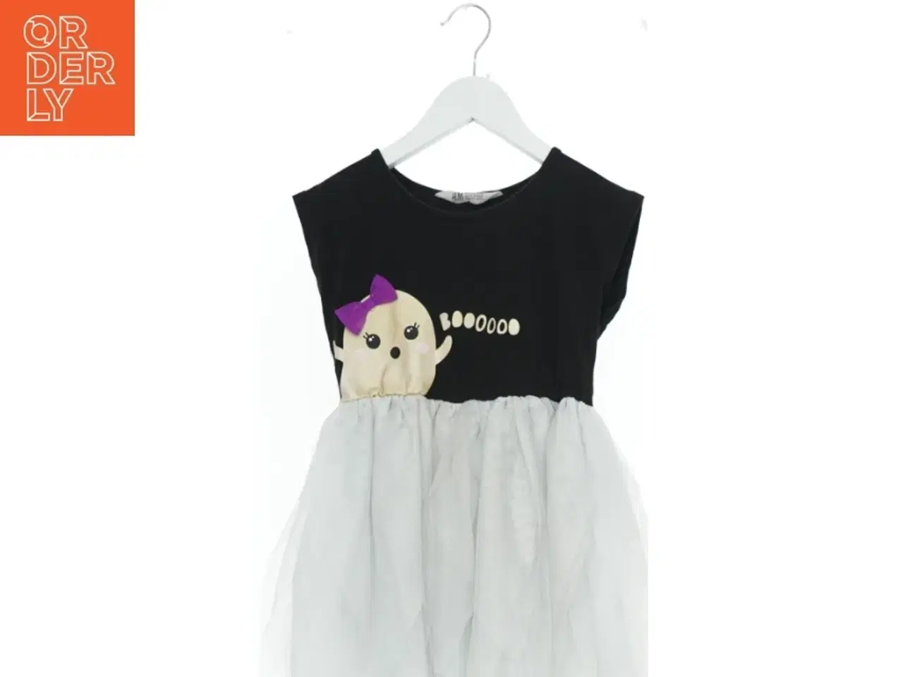 Billede 1 - Sort kjole med spøgelse motiv fra H&M (str. 110)