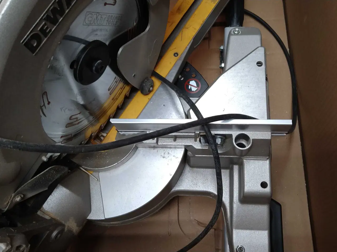 Billede 3 - Dewalt kapsav 